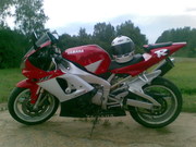 Продам мотоцикл Yamaha R1